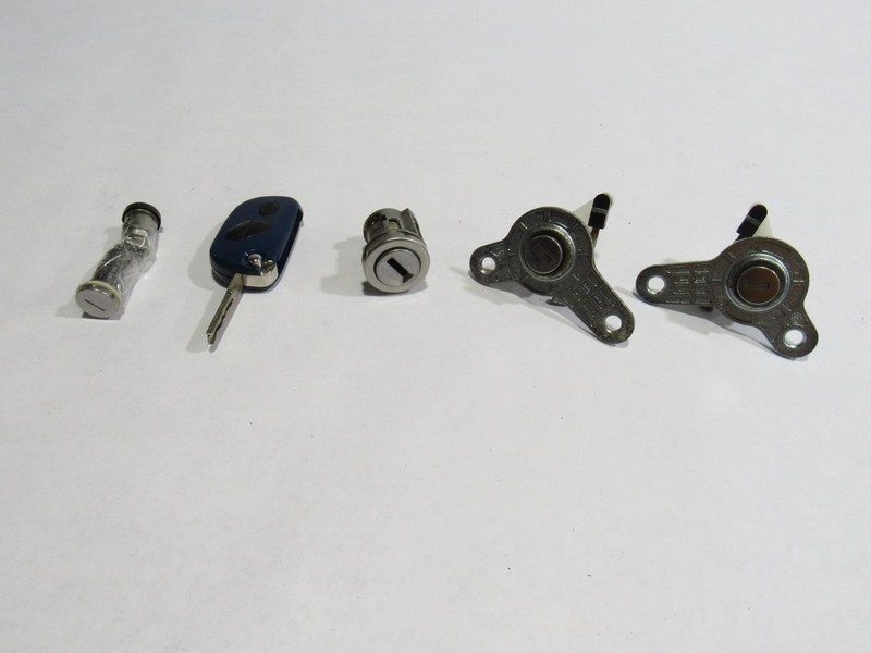 08-12 Maserati Granturismo S 2010 Left Right Door Trunk Lock Cylinder Key Set :O