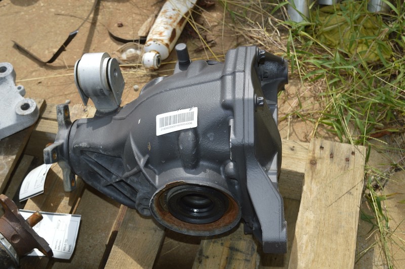 12 13 14 15 16 17 18 MERCEDES BENZ CLS E REAR DIFFERENTIAL OEM DIFF CLS550 E550