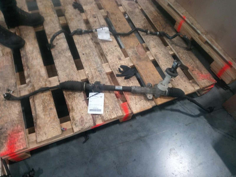 2013 KIA SPORTAGE Rack and Pinion Assembly 4WD OEM Silver 92K Miles