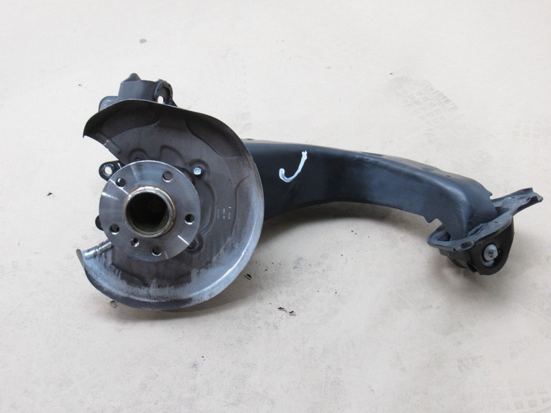Mini Cooper Countryman S 2024 Rear Left Driver Spindle Knuckle Wheel Hub 23-25 >