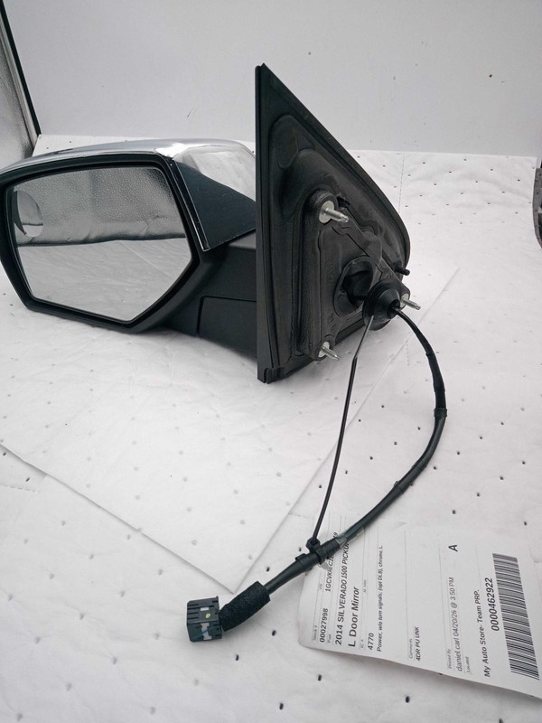 2014 Chevrolet Silverado 1500 Left Door Mirror Black Used - Chrome Fading