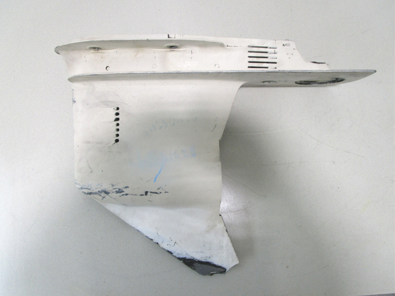 1667-9011A6 Mercury Mariner 70-90 HP Lower Unit Gear Case Housing 1667-9011A29