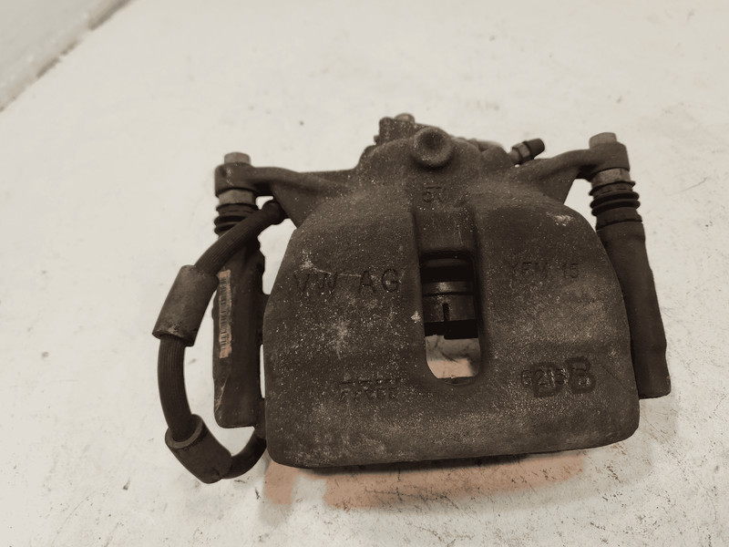 2019 - 2021 VOLKSWAGEN JETTA FRONT LEFT DRIVER SIDE BRAKE CALIPER OEM