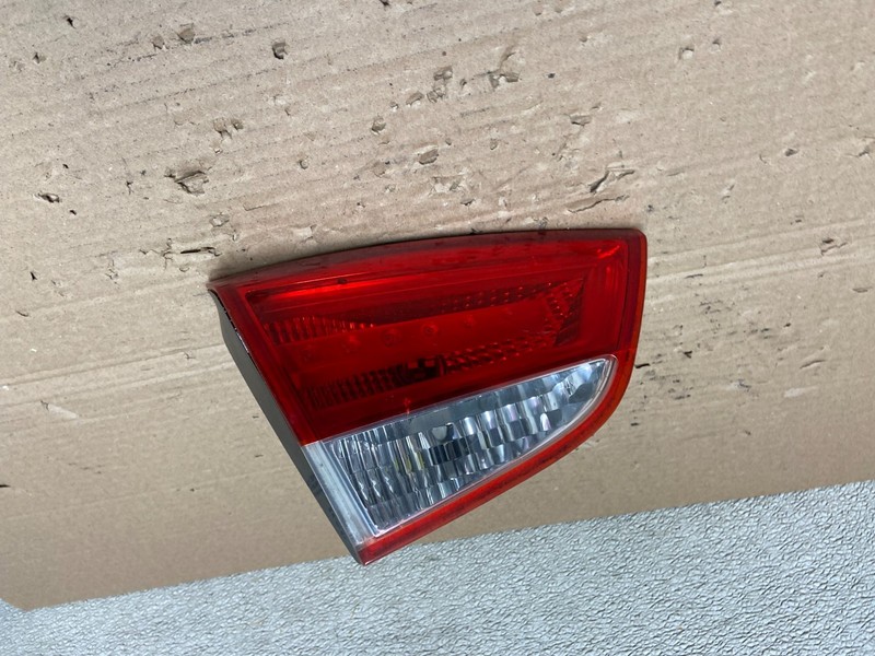 2010 to 2015 Hyundai Tucson Left Driver Lh Inner Tail Light Oem AB1153 LK