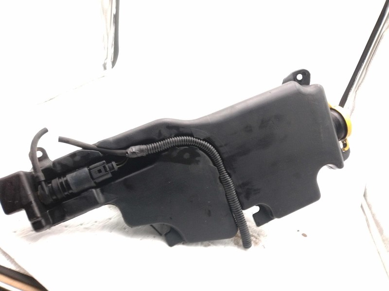 2010 Dodge 1500 Washer Fluid Reservoir OEM Red 3.70L 170K Miles NJ25-24601