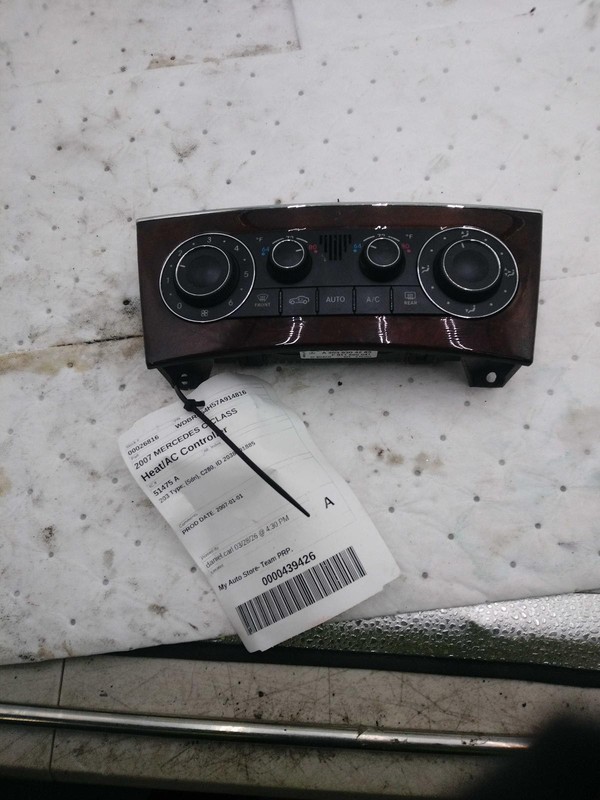 2007 Mercedes-Benz C-Class A/C Selector Switch OEM Black 2038301885 66K Miles