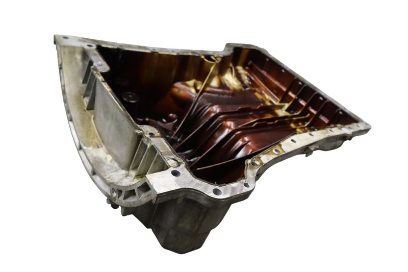 12-15 Mercedes W204 SLK250 C250 M271 1.8L Oil Pan Section 2710141602 Oem