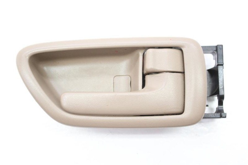 2003-2004 Toyota Sequoia 4.7L 4x2 Passenger Right Rear Tan Interior Door Handle