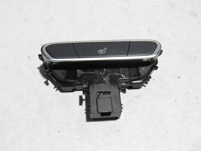 Mercedes S550 C217 2015 Rear Right Quarter Seat Heating Switch Button 14-17 |