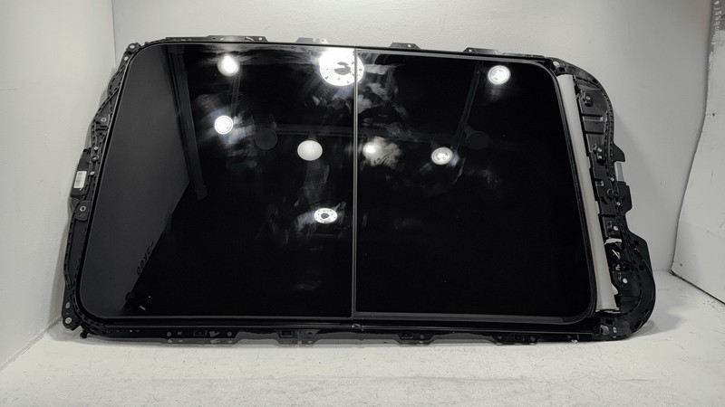 2018-2023 Volkswagen Atlas Sun Roof Sunroof Panoramic Assembly OEM