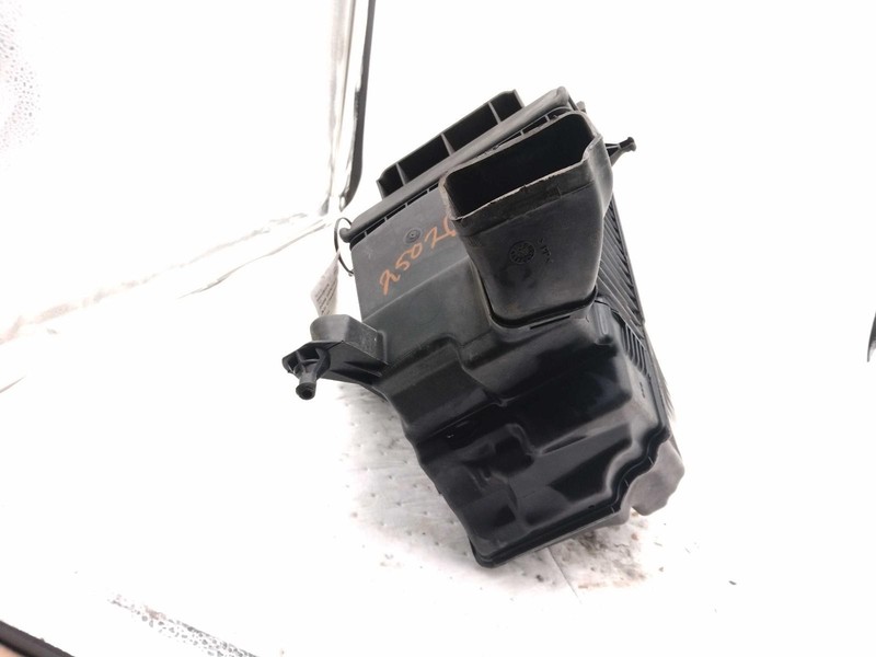 2008 Nissan Sentra Air Cleaner Assembly OEM 16500ET00A Used 115K Miles