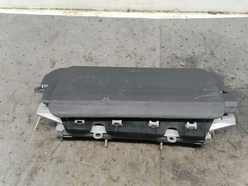 Driver Left Air Bag Driver Knee Fits 09-16 VENZA 1512566