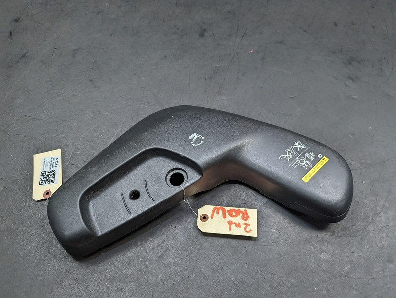 2nd Row Rear Right Seat Outer Cover 2017 Nissan Pathfinder 88405-3JA0A 2015-2018
