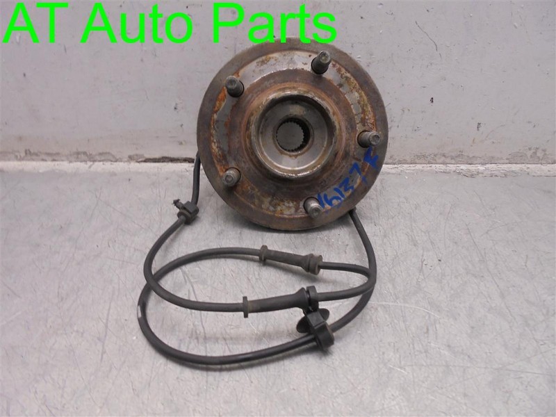 2004 2005 CHRYSLER PACIFICA FRONT DRIVER LEFT HUB OEM