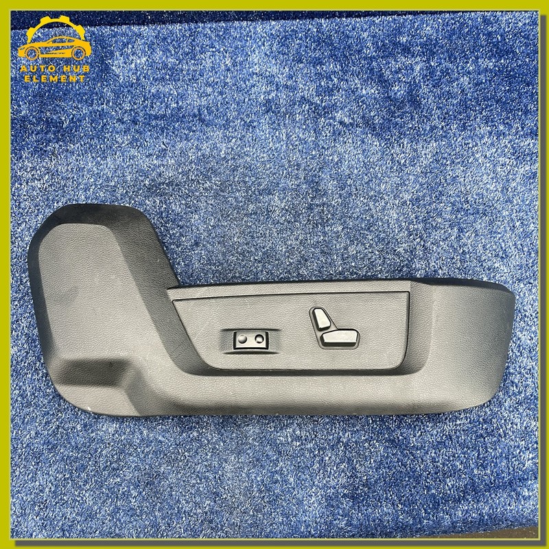 2013-2018 RAM 1500 Front Right Power Seat Switch Bezel OEM 1475035 5023511