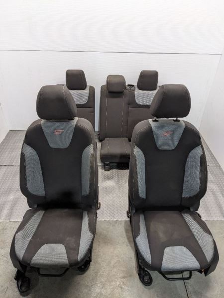 13-14 FOCUS ST Front Rear Seat Set Cloth 1065030
