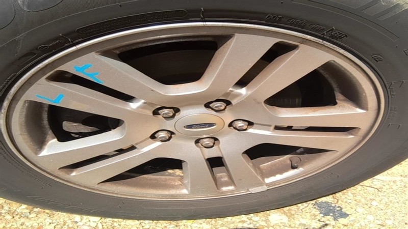 Wheel 17x7-1/2 5 Split Spokes Painted Aluminum Fits 07-10 EDGE 1598886