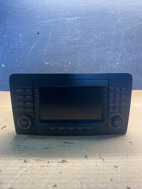 2006 2007 2008 Mercedes ML350 GL450 Radio Navigation Screen Display aa3170 DG