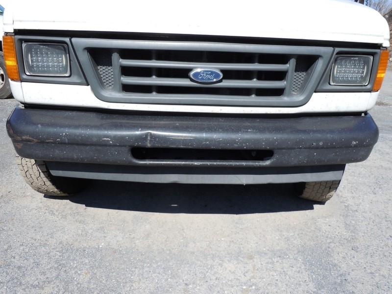 1997-2007 Ford E-250 Front Bumper Cover OEM E-150 E-350 E-450