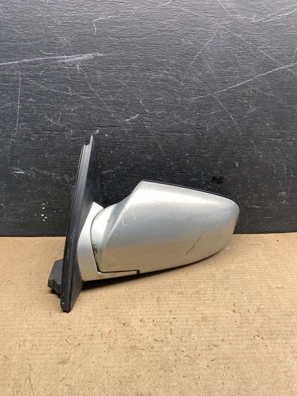 2000 - 2001 Cadillac Catera Left Driver LH Side View Door Mirror Q6066 DG