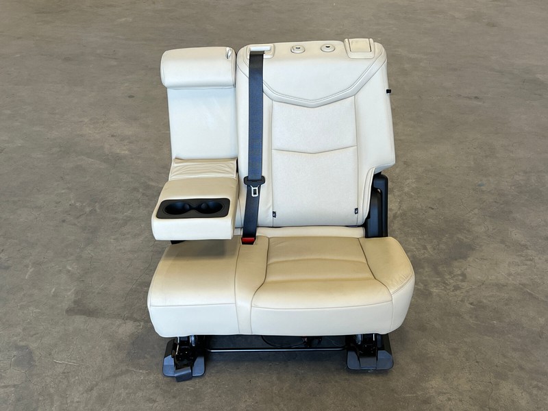 ⭐2017-2019 CADILLAC XT5 REAR LEFT DRIVERS SIDE SEAT COMPLETE ARMREST OEM LOT2511
