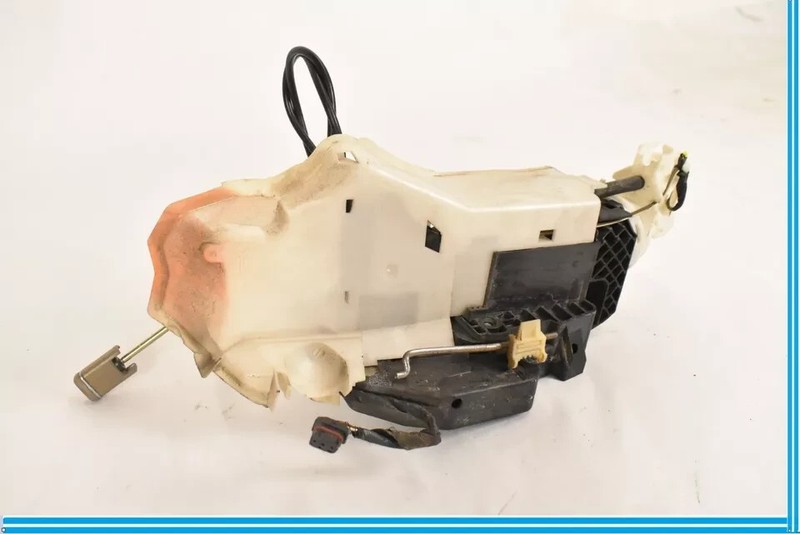03-12 Mercedes R230 SL500 SL55 AMG Right Door Lock Latch Actuator Keyless Go OEM