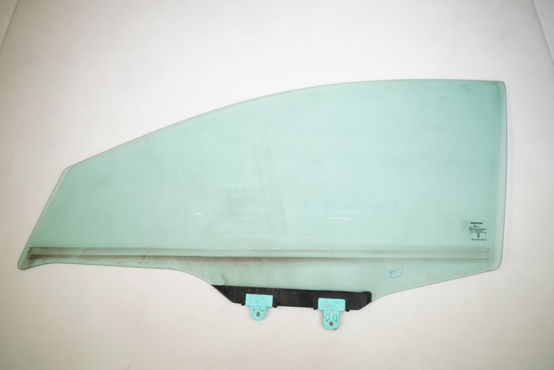 20-24 Nissan Sentra Front Left Door Window Glass OEM