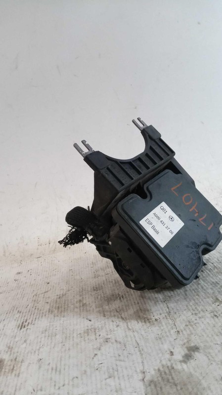 2016 Mercedes-Benz CLA-Class ABS Hydraulic Assembly OEM 318601 84K Miles