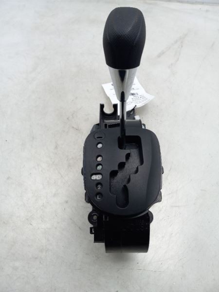 2014 TOYOTA YARIS LE FWD AUTOMATIC TRANSMISSION SHIFTER