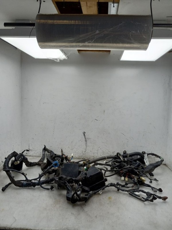 01 02 03 04 05 06 LEXUS LS430 MAIN ENGINE ROOM WIRE HARNESS 82111-50A00