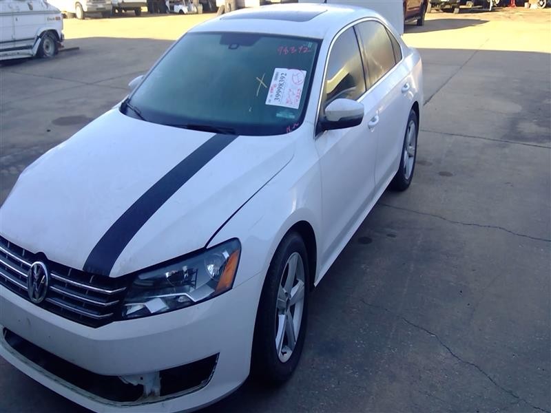 Coolant Reservoir Fits 06-10 12-20 PASSAT 575038