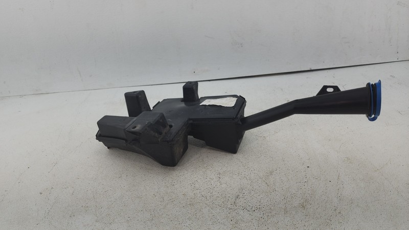 2017-25 HONDA RIDGELINE WINDSHIELD WIPER WASHER RESERVOIR TANK & FILLER NECK OEM