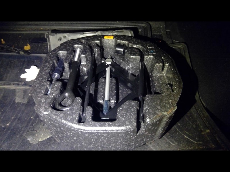 ELANTRA 2018 Jack and Tool Kit 1677001