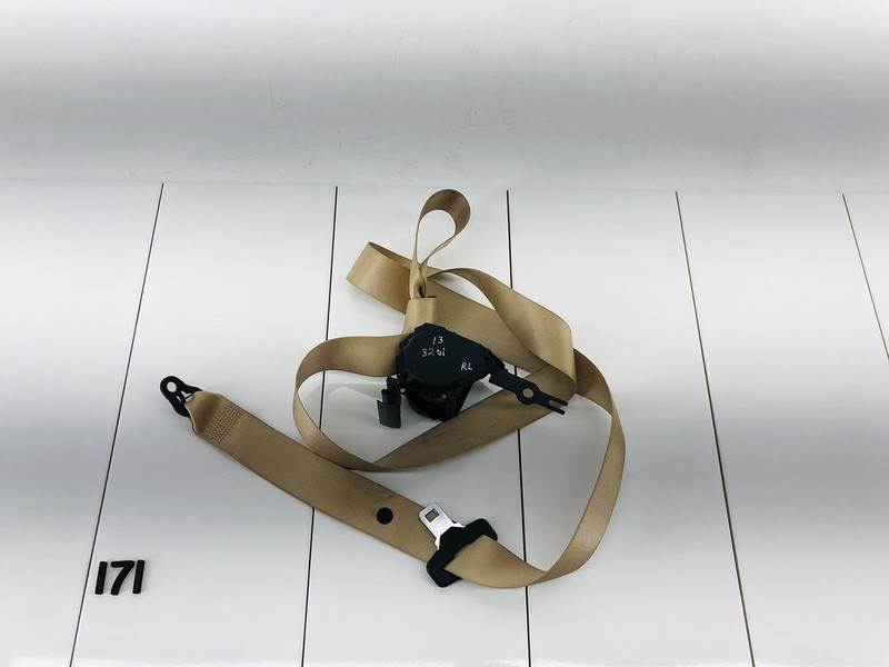 13-18 BMW 320I F30 REAR LEFT SIDE 2ND SECOND ROW SEAT BELT TENSIONER OEM