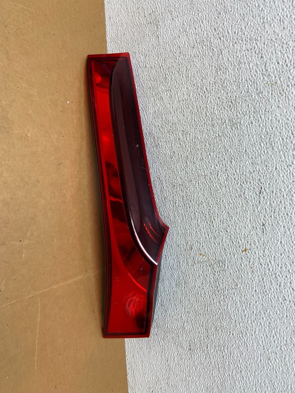 2015 to 2020 Honda Fi Right Passenger RH Side Upper Tail Light Oem ad8955 DG