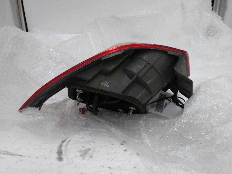 2013 Acura TSX Right Tail Light Assembly Black OEM 211612 148K Miles