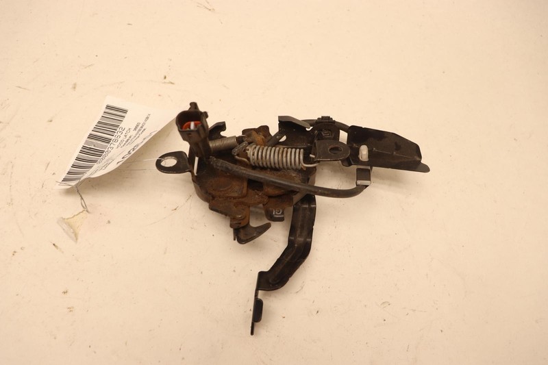 2019-2022 TOYOTA COROLLA HATCHBACK FRONT BONNET HOOD LATCH LOCK ACTUATOR OEM