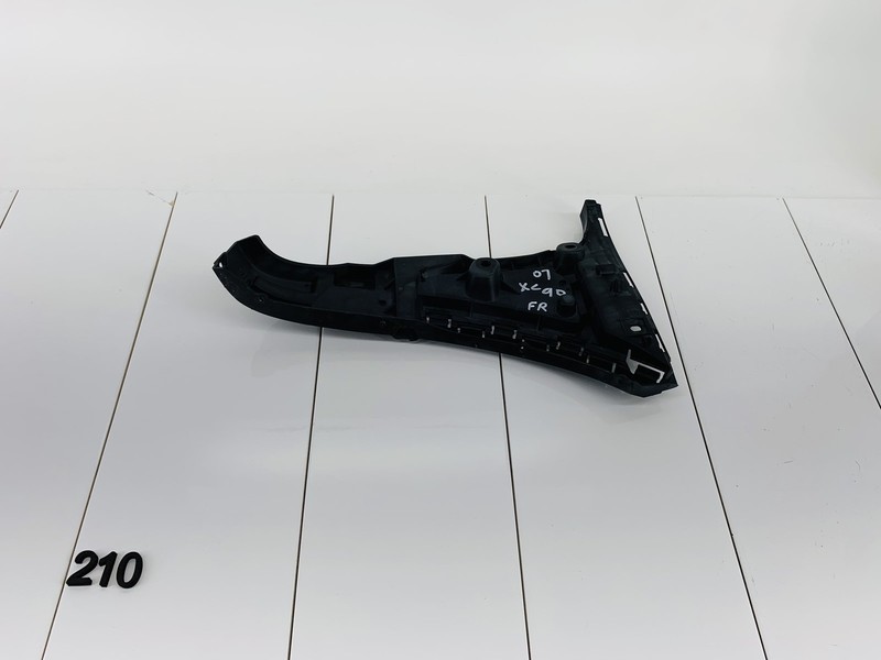 07-14 VOLVO XC90 FRONT RIGHT SIDE UPPER BUMPER MOUNT SUPPORT BRACKET OEM