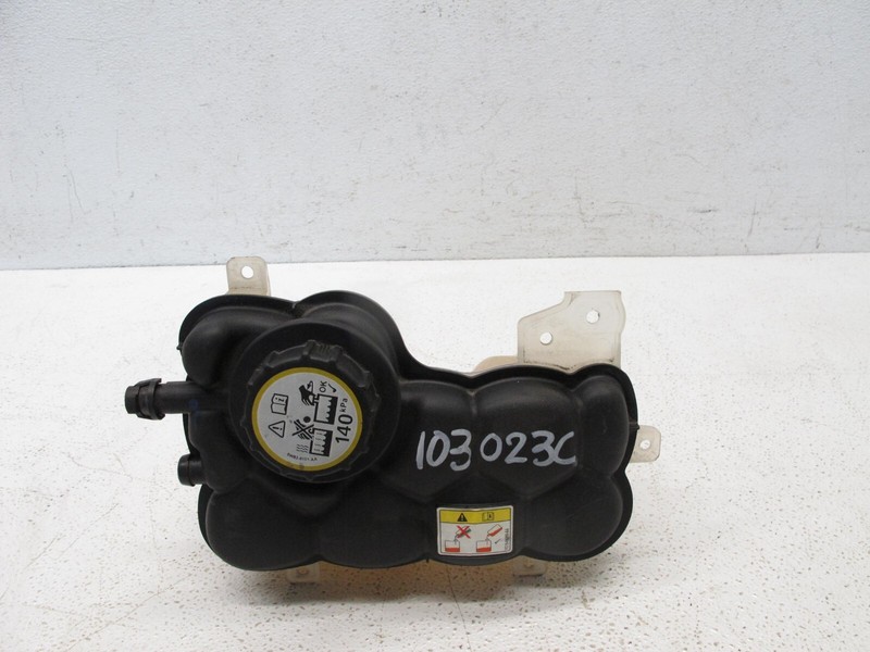 17 JAGUAR X760 XE F-PACE 16-17 XF ENGINE COOLANT RESERVOIR TANK BOTTLE OEM 10302