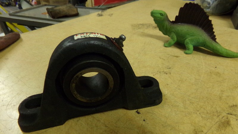 Fafnir RASC 1-3/16 T-30300 Pillow Block Bearing *FREE SHIPPING*