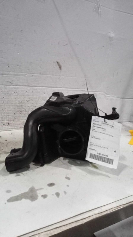 Used Air Cleaner Assembly fits: 2015 Ford Focus gasoline 2.0L w/o turbo VIN 2 8t