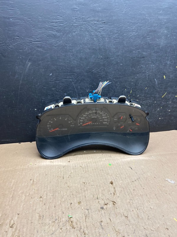 2006 2007 2008 Chevrolet Trailblazer Speedometer Cluster Gauge OEM T5932 PS