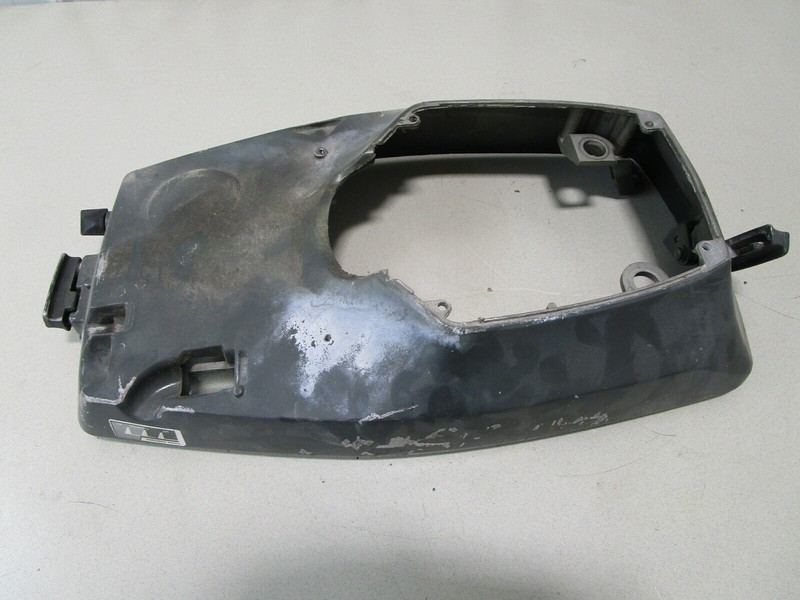 0315839 Evinrude Johnson 60 Hp Outboard Lower Motor Cover Cowling Pan