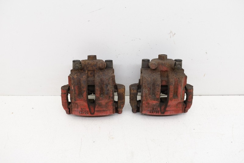 2010 BMW E90 328xi Rear Left Right Brake Caliper Set Calipers OEM KW58
