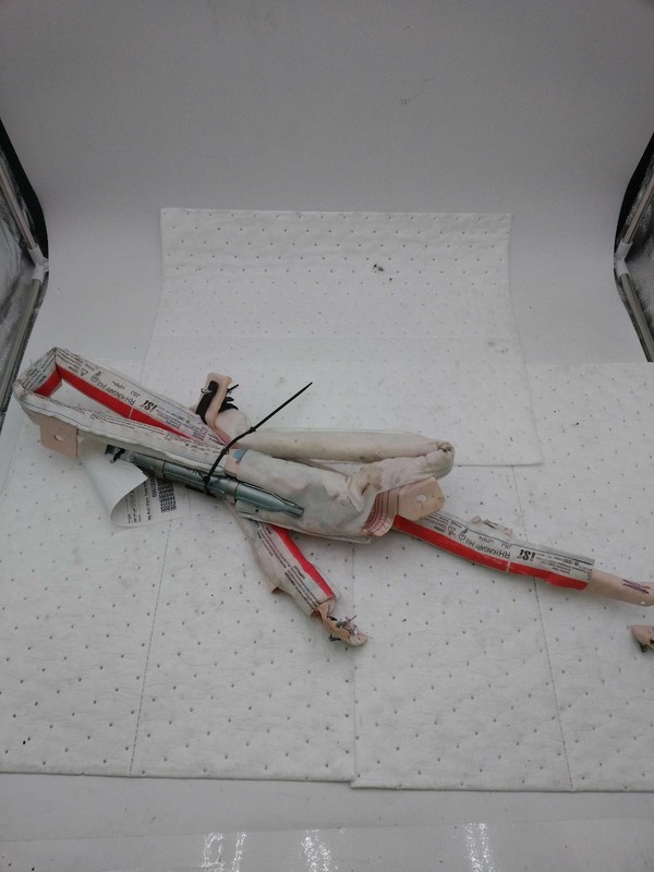 Used Right Curtain Air Bag fits: 2016 Audi Q3 front passenger roof Right Grade A