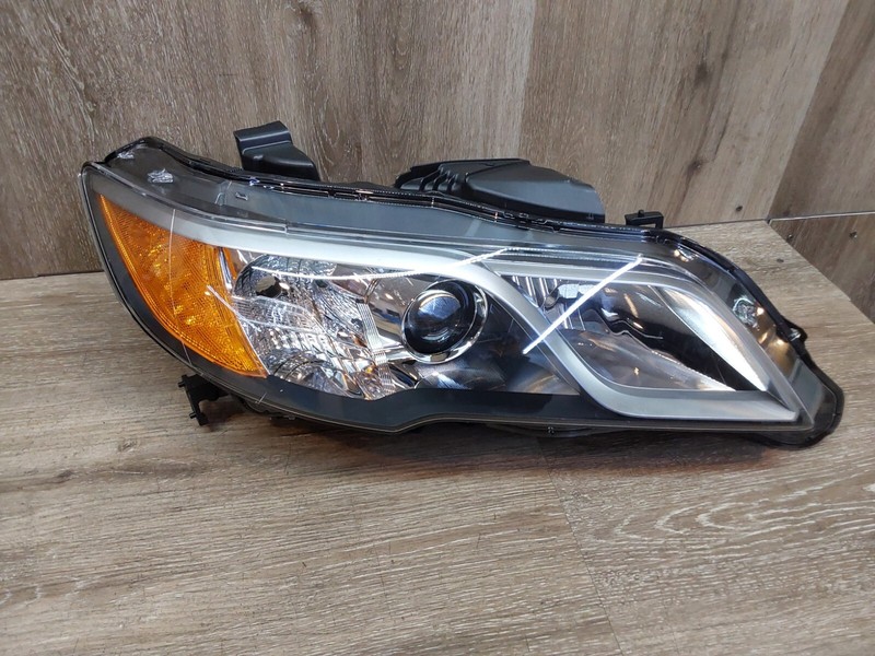 2013-2015 ACURA RDXRIGHT SIDE HEADLIGHT ASSY OEM