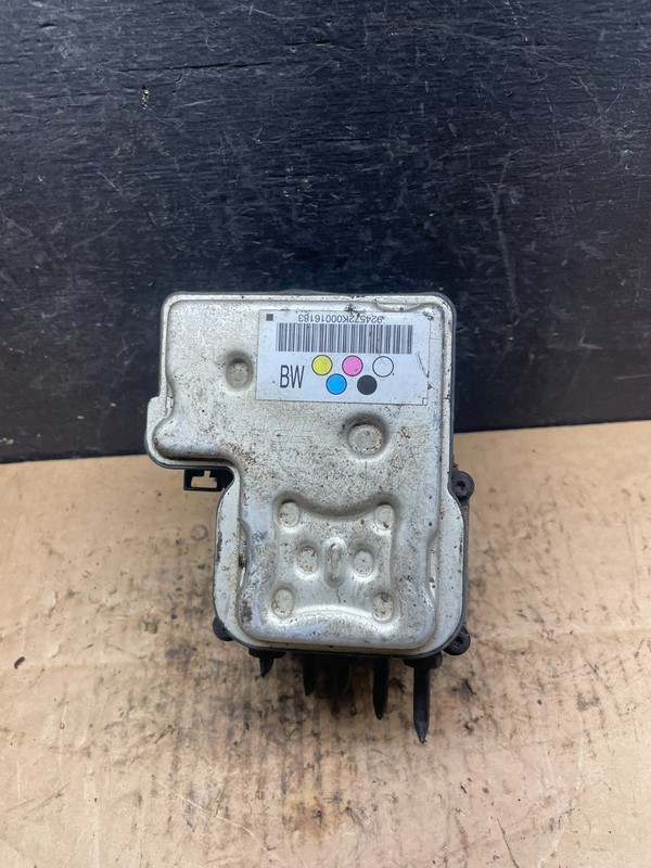 2004 - 2007 Chevy Express GMC Savana 1500 2500 ABS Anti Lock Brake Pump r4407 DG