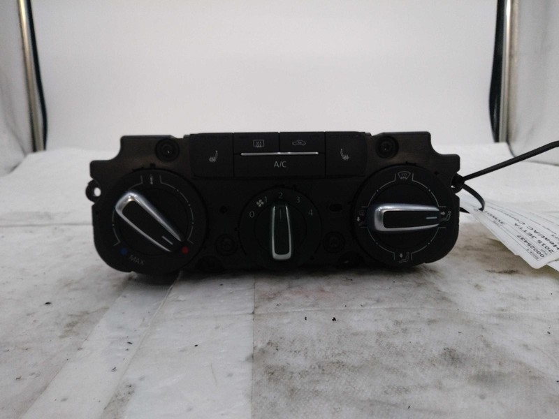 Volkswagen Jetta 2015 120K mi. Front Temperature Control 5C0820047BN 7689