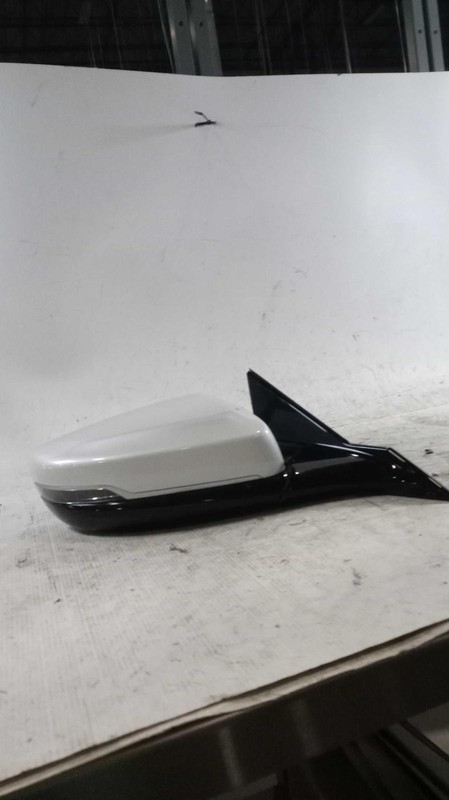 2016 Cadillac CTS Right Door Mirror Assembly White 67000 Miles OEM Quality