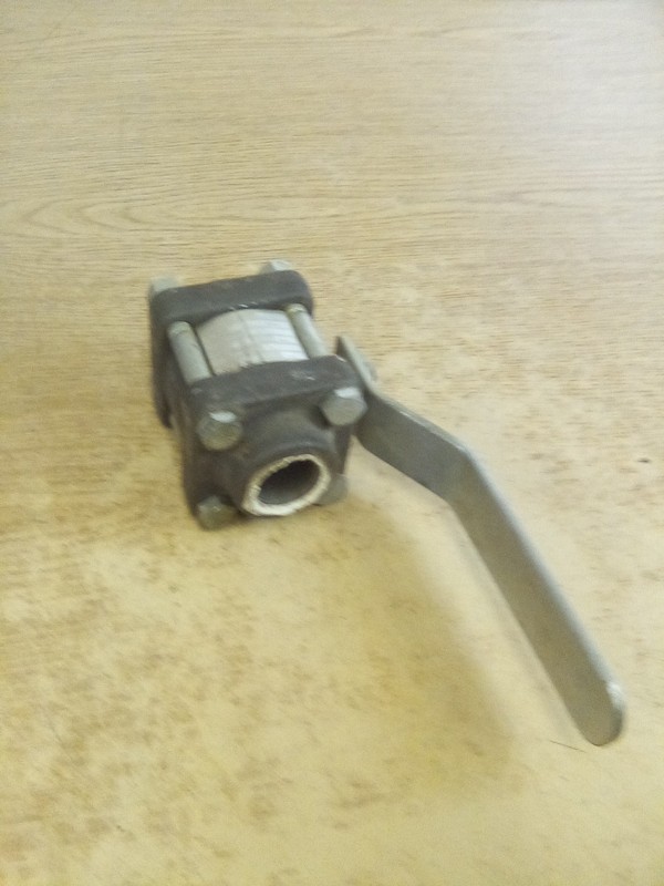 Dynaquip VPE2-A90A 1" Ball Valve 3000 WOG